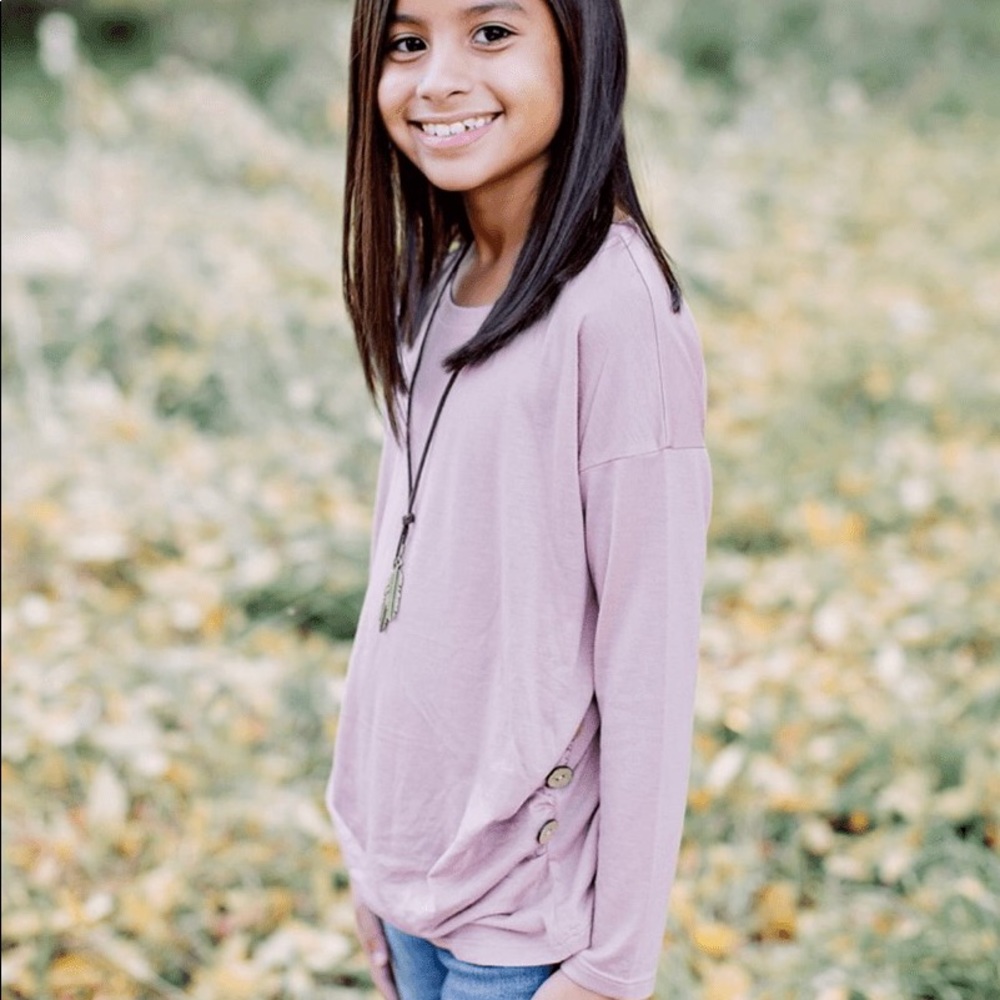 🌸Girls boutique Button Drape Top
